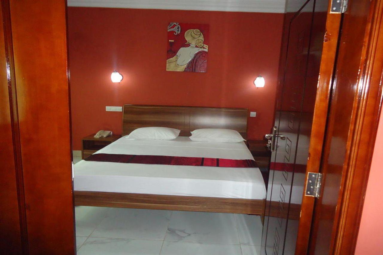 Hotel Residence La Corniche Дакар Экстерьер фото