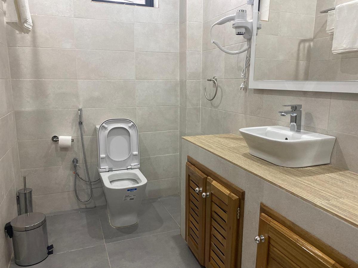 Hotel Residence La Corniche Дакар Экстерьер фото