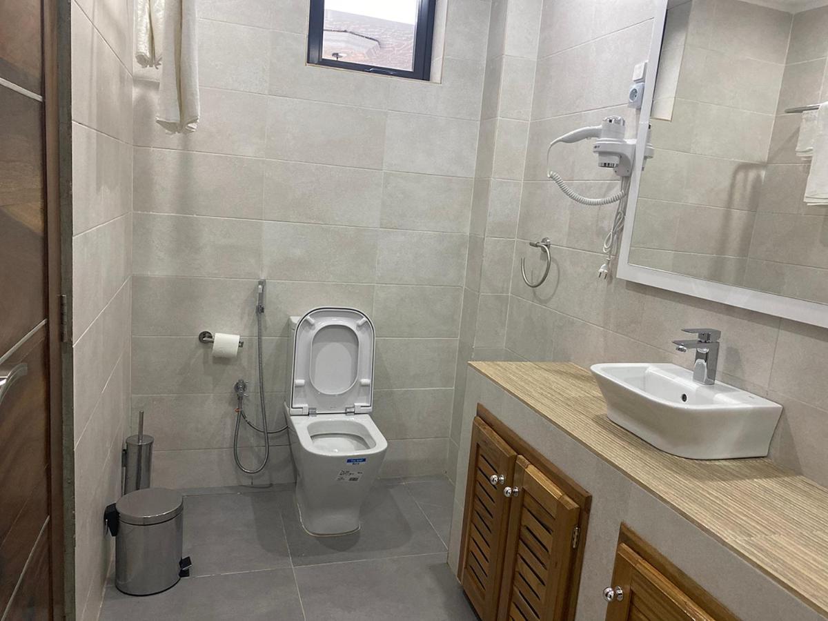 Hotel Residence La Corniche Дакар Экстерьер фото